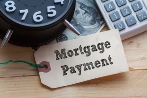How to Calculate Monthly Mortgage Payments With Taxes and Insurance